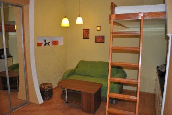 Сдаю уютную красивую квартиру студию в центре горо... #6